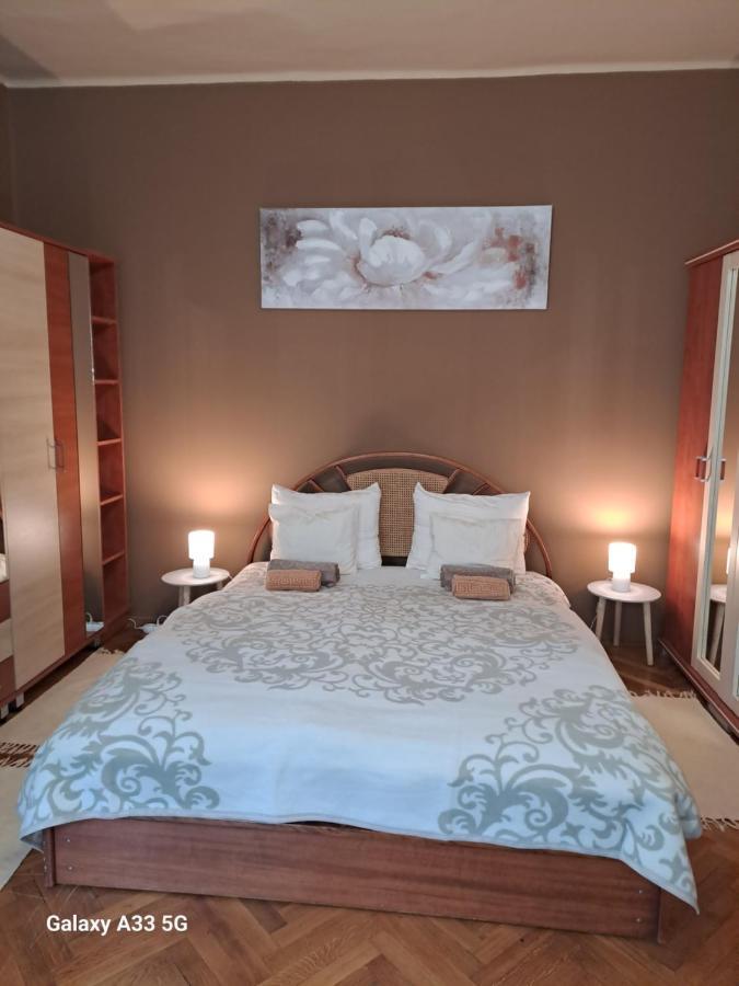 Szell 3 Apartman Appartement Szombathely Buitenkant foto