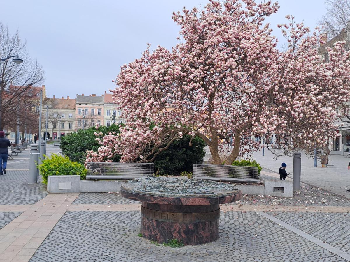 Szell 3 Apartman Appartement Szombathely Buitenkant foto